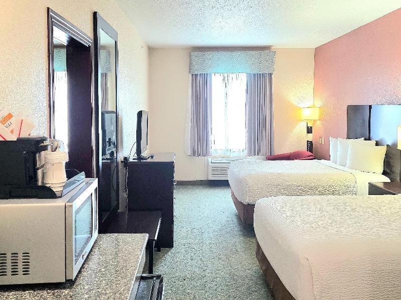Ramada by Wyndham South Waco image