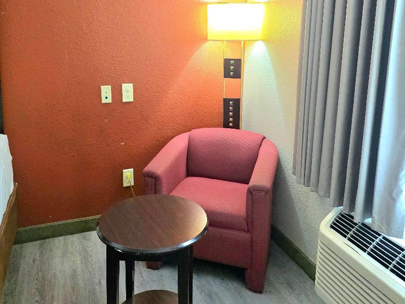 Ramada by Wyndham South Waco image