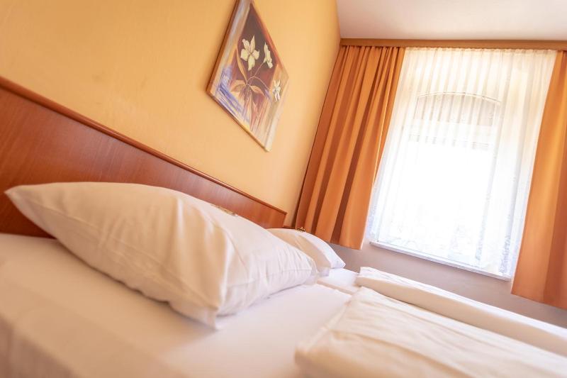 Parkhotel Pretzsch image