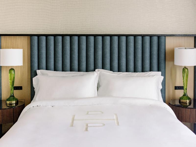 Hotel du Pont image