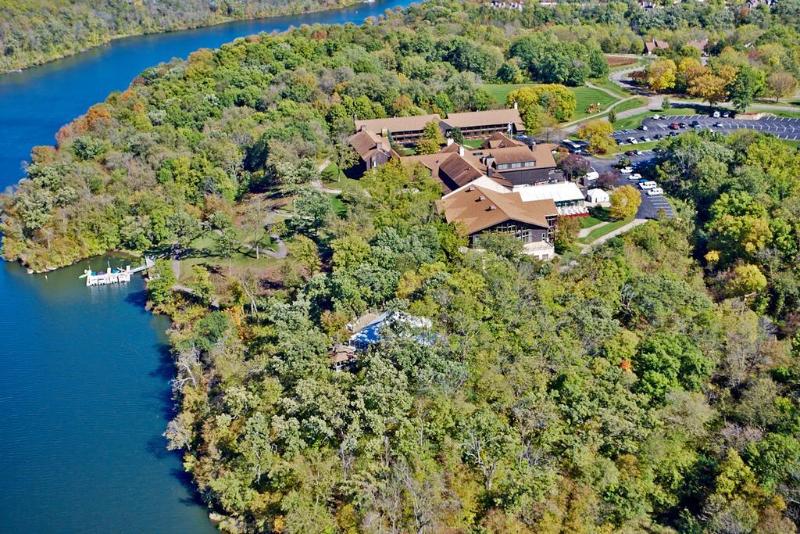 Eagle Ridge Resort & Spa image