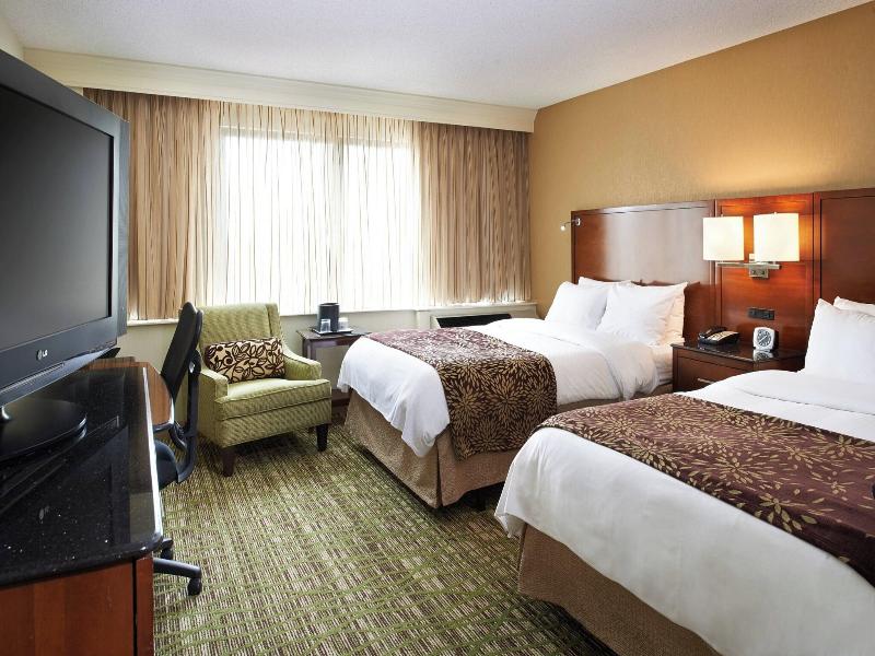 Detroit Marriott Livonia image