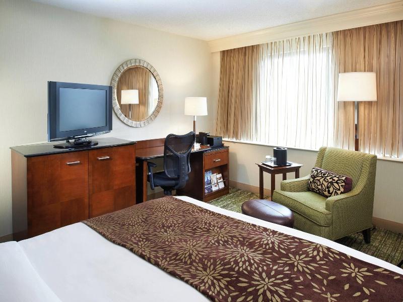 Detroit Marriott Livonia image