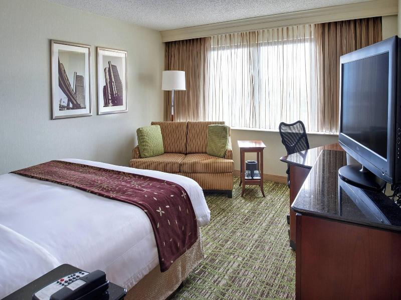 Detroit Marriott Livonia image