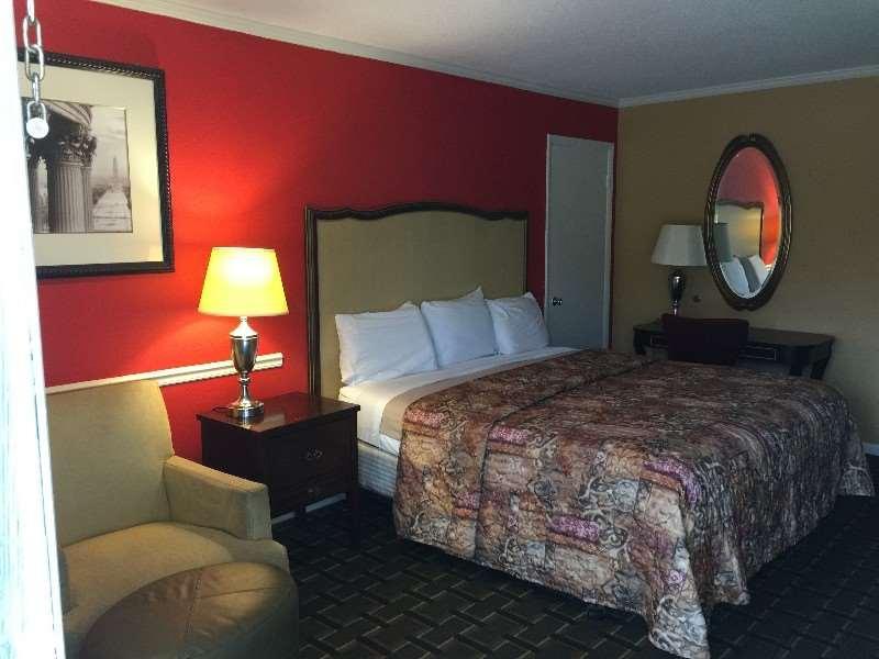 Green Wood Inn — photo 3