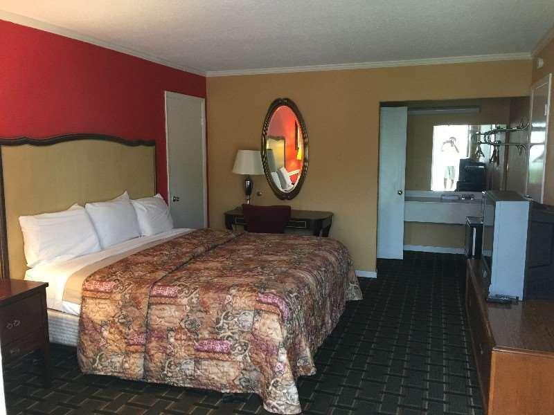 Green Wood Inn — photo 4