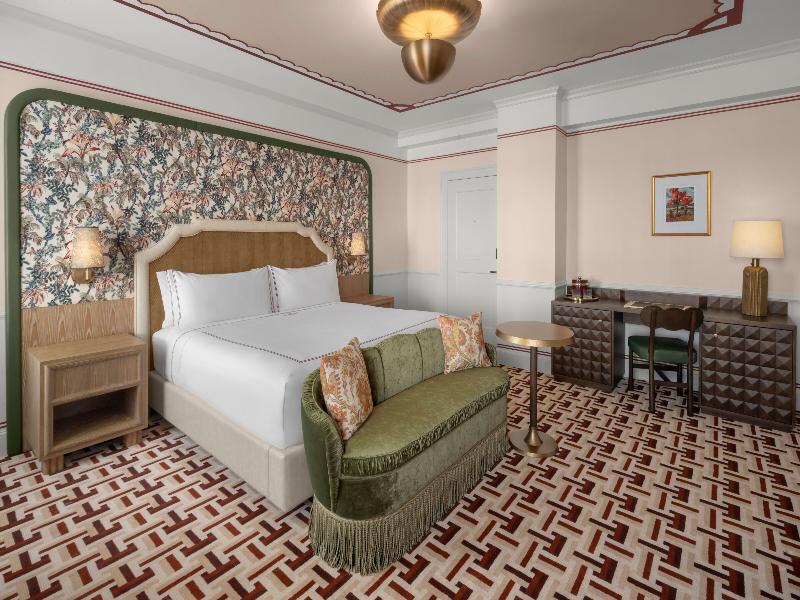 The Stoneleigh, Autograph Collection image