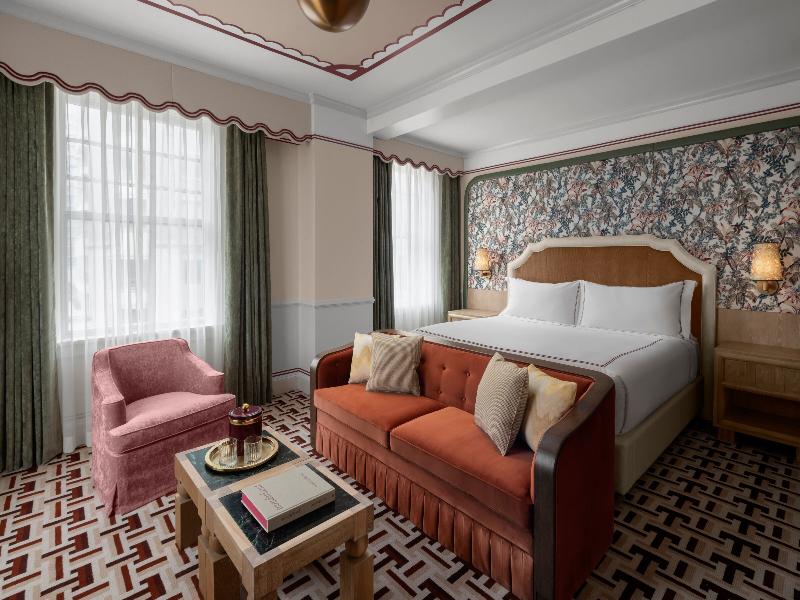 The Stoneleigh, Autograph Collection image