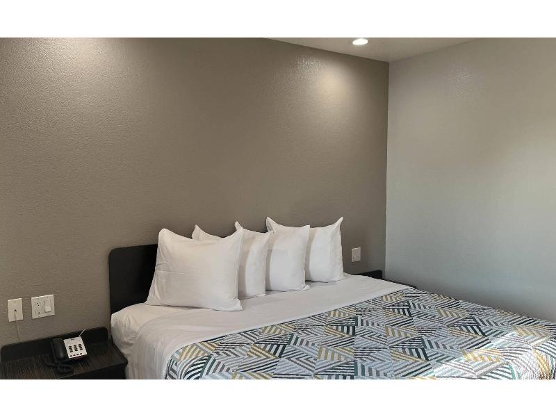 Studio 6 Dallas, TX - North - Richardson GA image