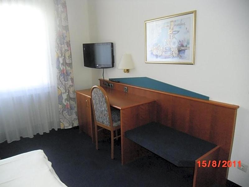 Central Ratingen image