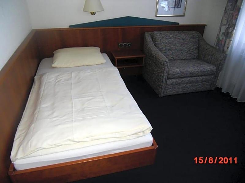 Central Ratingen image