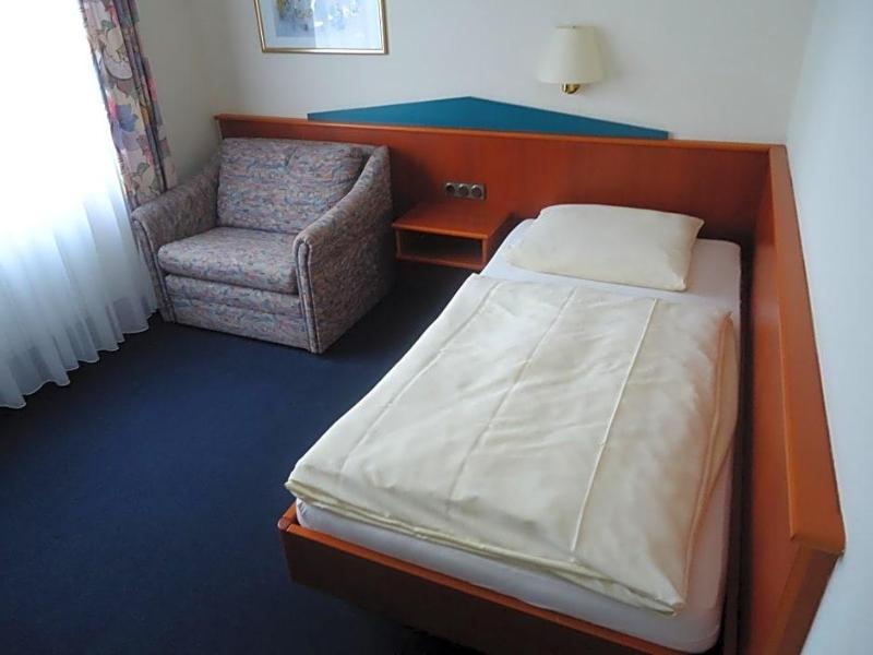 Central Ratingen image