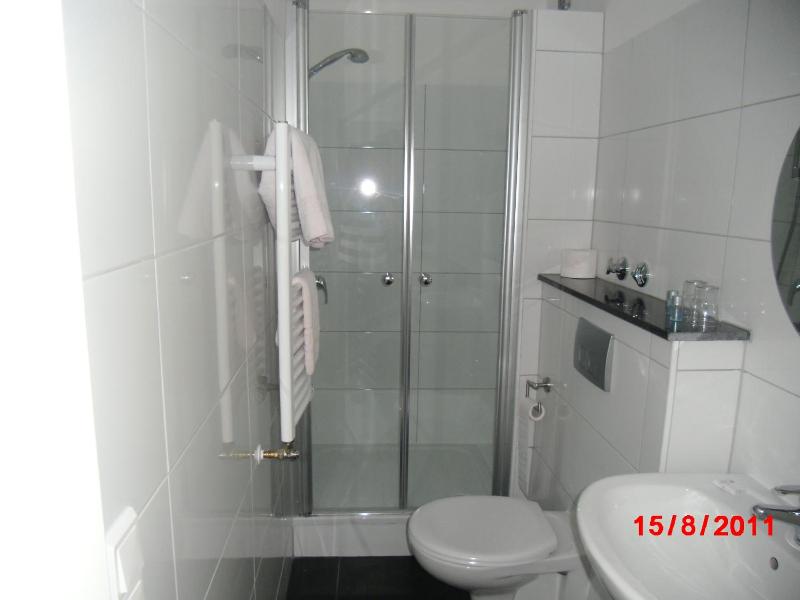 Central Ratingen image
