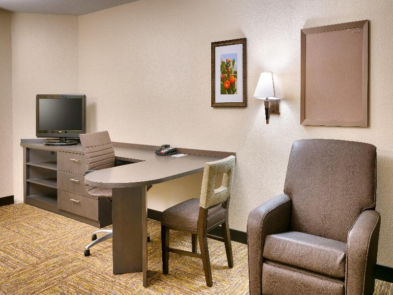 Candlewood Suites Dallas Plano East Richardson image