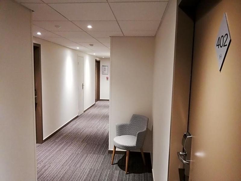 Hotel des Halles image