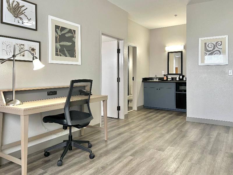 Country Inn & Suites by Radisson, Tucson Airport image