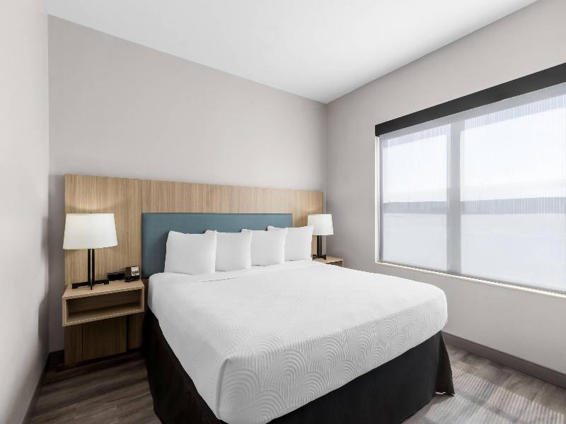 Country Inn & Suites by Radisson, Tucson Airport image