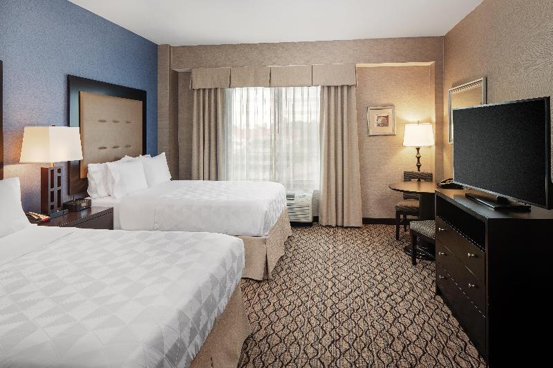 Holiday Inn Detroit Metro Airport By IHG photo 11