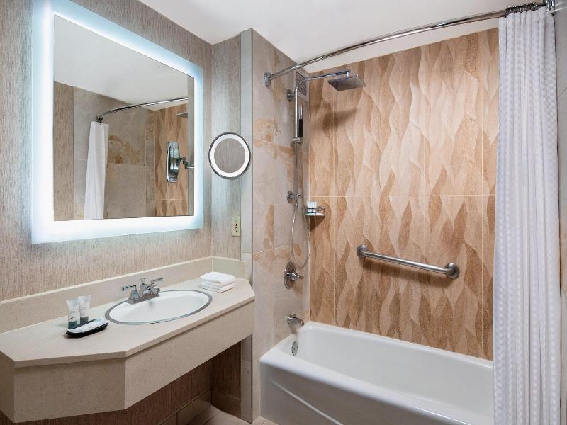 The Westin Southfield Detroit image