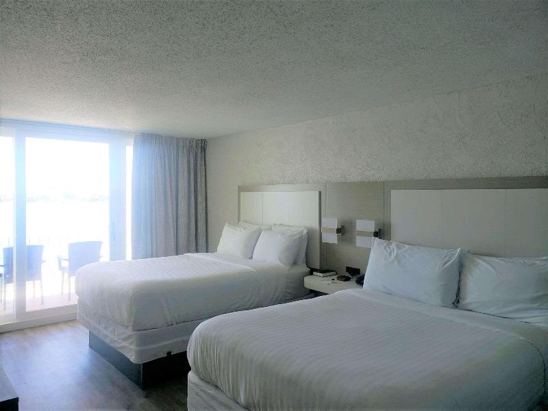 Inn on Destin Harbor — photo 115