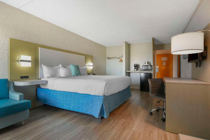 Inn on Destin Harbor — photo 142