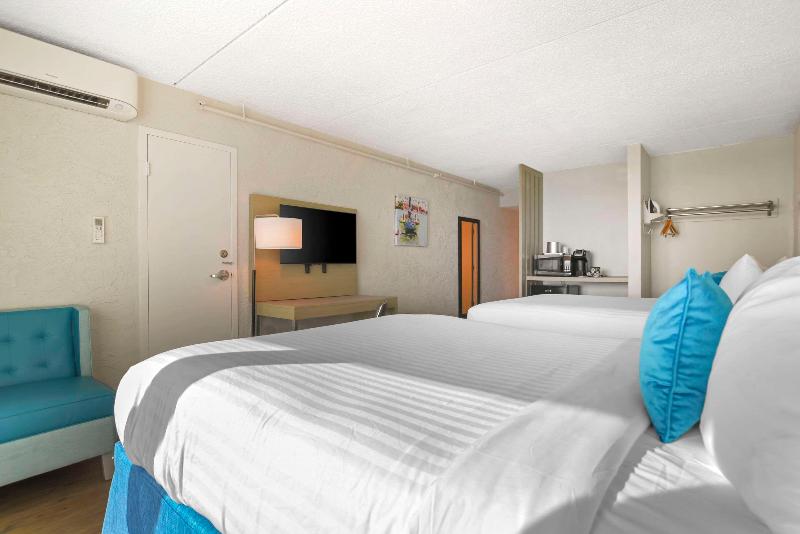 Inn on Destin Harbor — photo 57