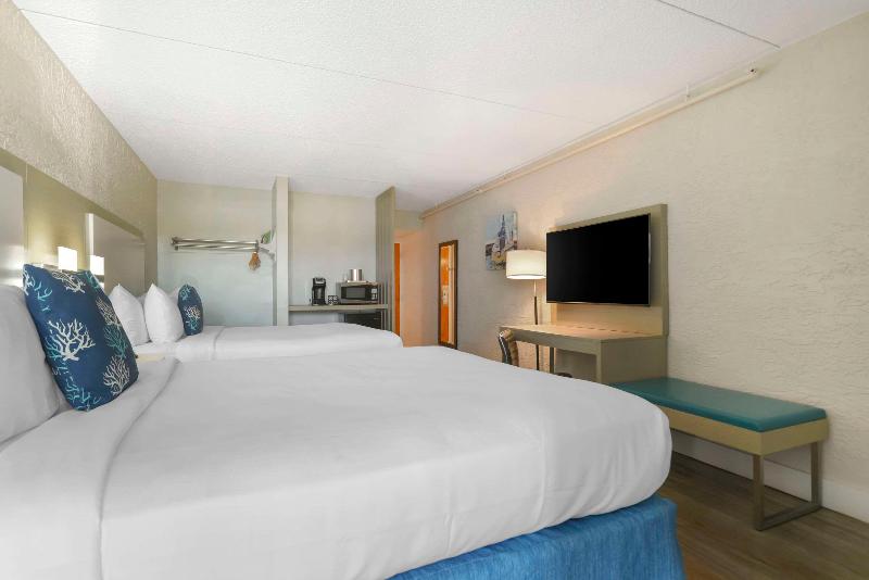 Inn on Destin Harbor — photo 134