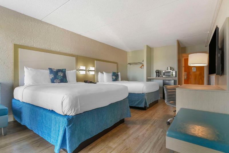 Inn on Destin Harbor — photo 133