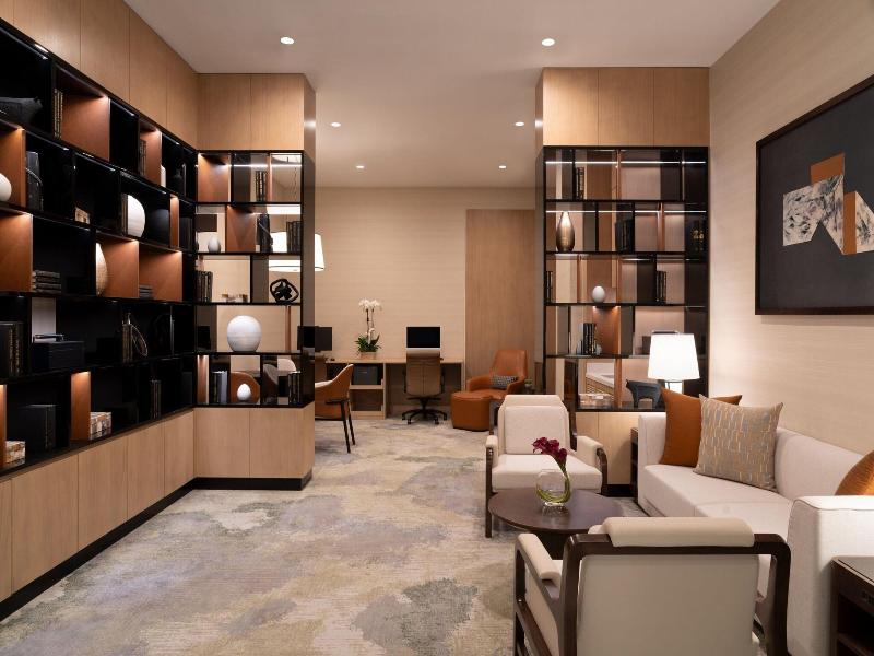 The Ritz-Carlton Dallas, Las Colinas image