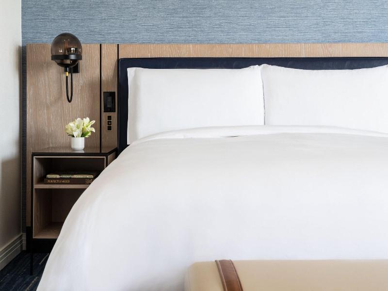 The Ritz-Carlton Dallas, Las Colinas image