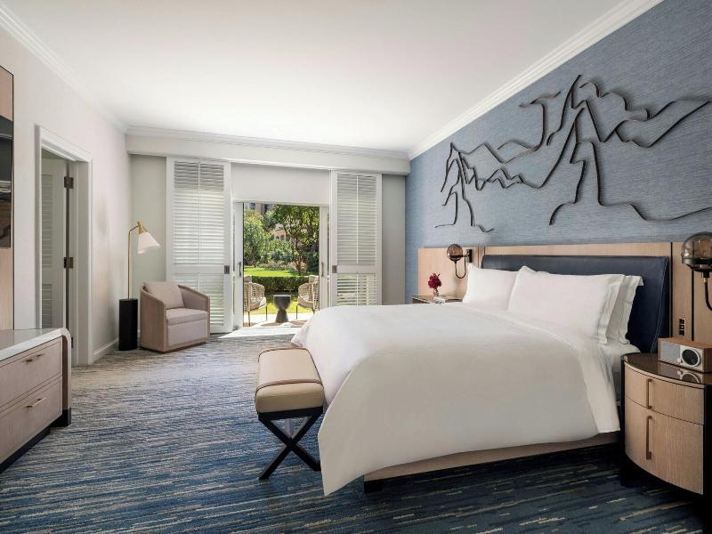 The Ritz-Carlton Dallas, Las Colinas image