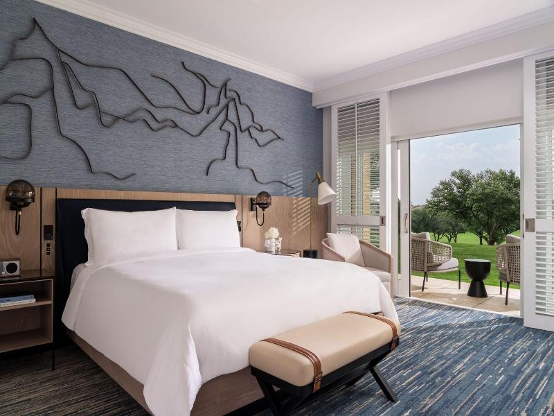 The Ritz-Carlton Dallas, Las Colinas image