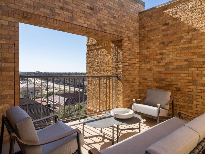 The Ritz-Carlton Dallas, Las Colinas image