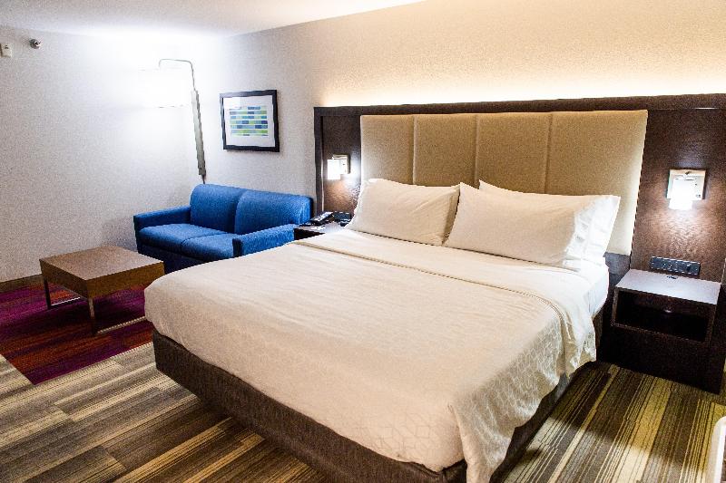 Holiday Inn Express Columbus - Dublin photo 21