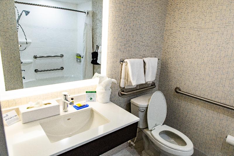 Holiday Inn Express Columbus - Dublin image