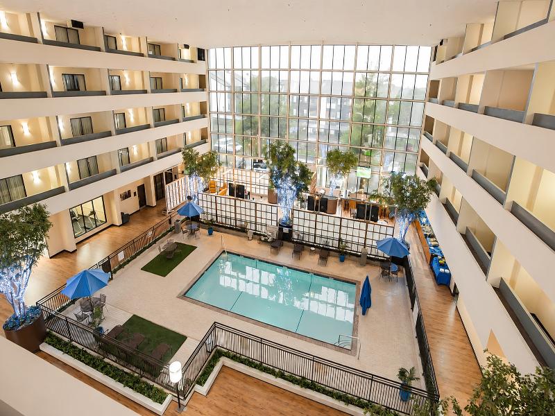 Atrium Hotel & Suites DFW South image