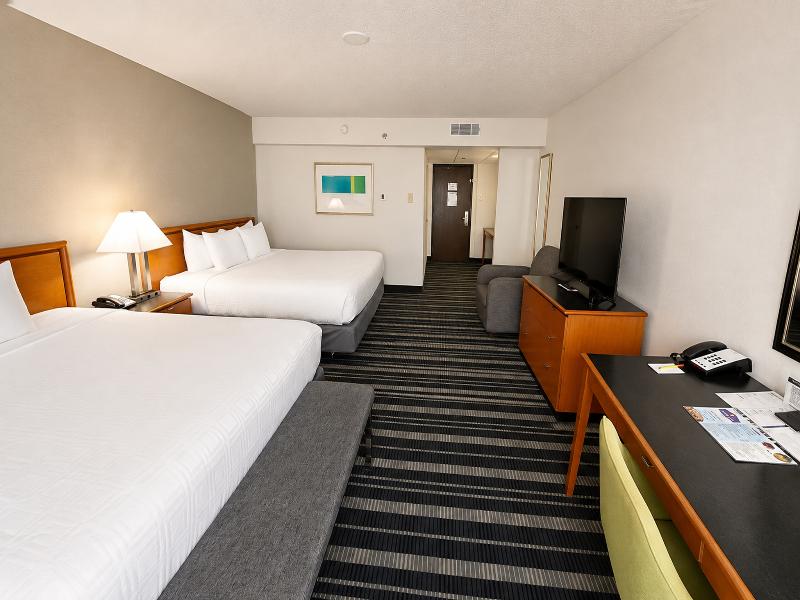 Atrium Hotel & Suites DFW South image