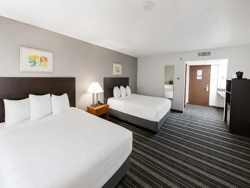 Atrium Hotel & Suites DFW South image