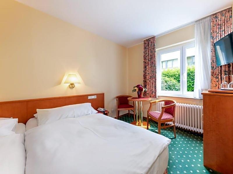 Alte Post image