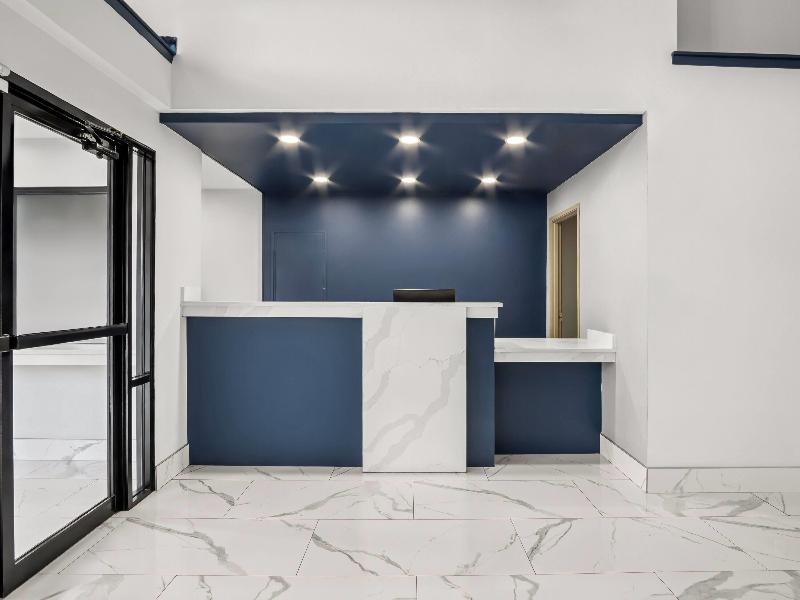 Days Inn by Wyndham Dallas Plano image