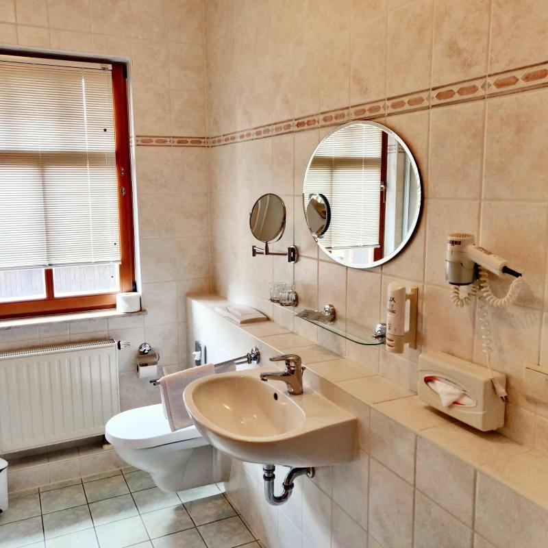 Neue Höhe Hotel  image