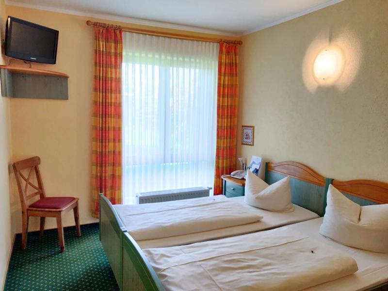 Neue Höhe Hotel  image