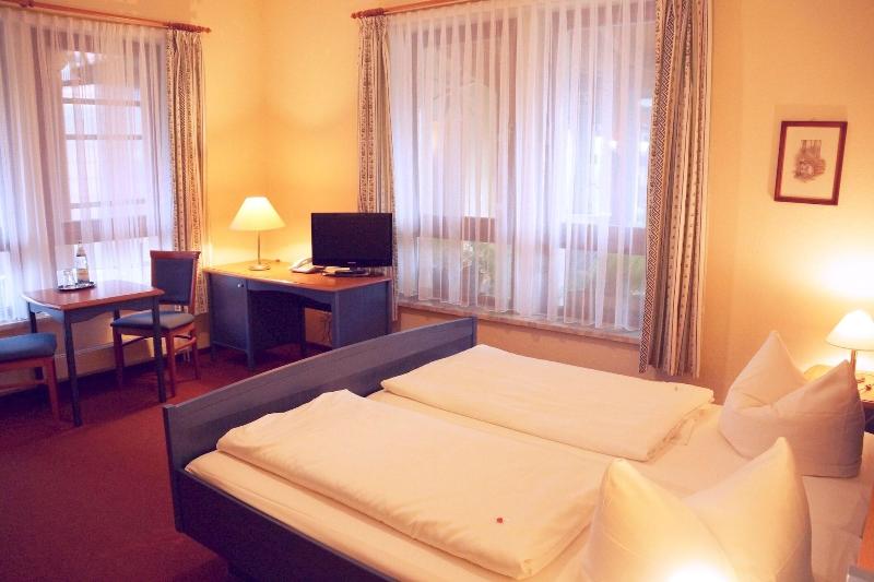 Neue Höhe Hotel  image