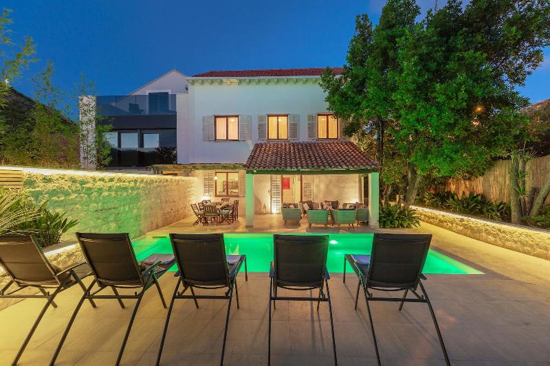 Hedera Estate - Villa Hedera image