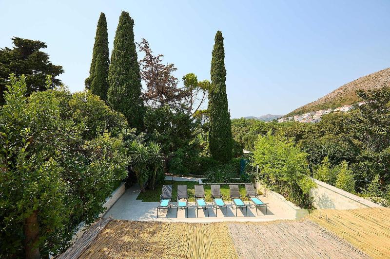 Hedera Estate - Villa Hedera image