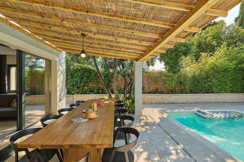 Hedera Estate - Villa Hedera image