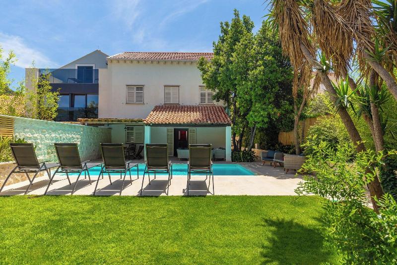 Hedera Estate - Villa Hedera image