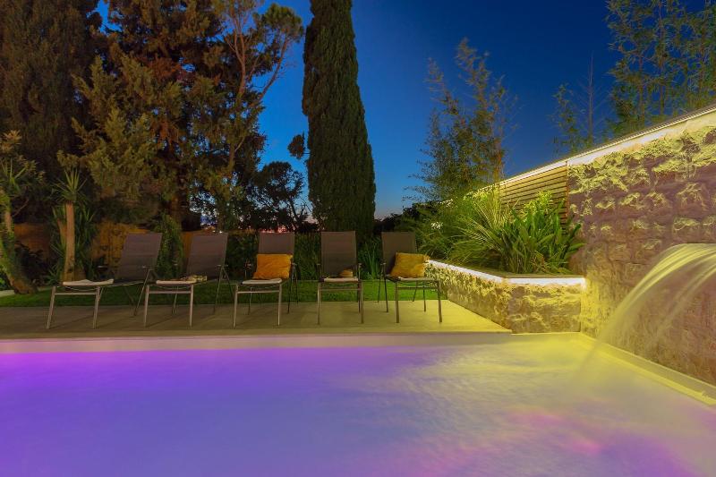 Hedera Estate - Villa Hedera image