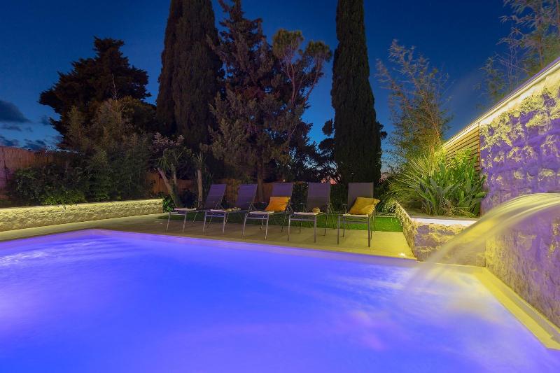 Hedera Estate - Villa Hedera image