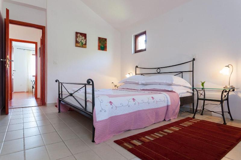 Hedera Estate - Villa Hedera image